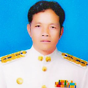 นายสัมพันธ์ หินซุย